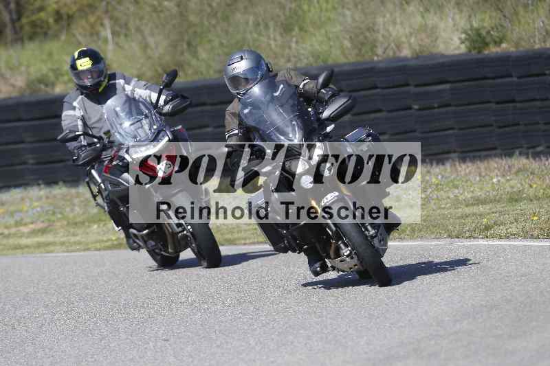 /01 02.04.2026 MAZ ADR/Gruppe gelb Gruppe gruen/82